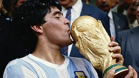 “激情对决！猛龙雄鹰展翅，湖人银河战舰激战NBA常规赛巅峰之战！”